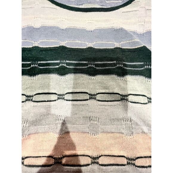 ST. JOHN sport sleeveless Blouse - Picture 8 of 8